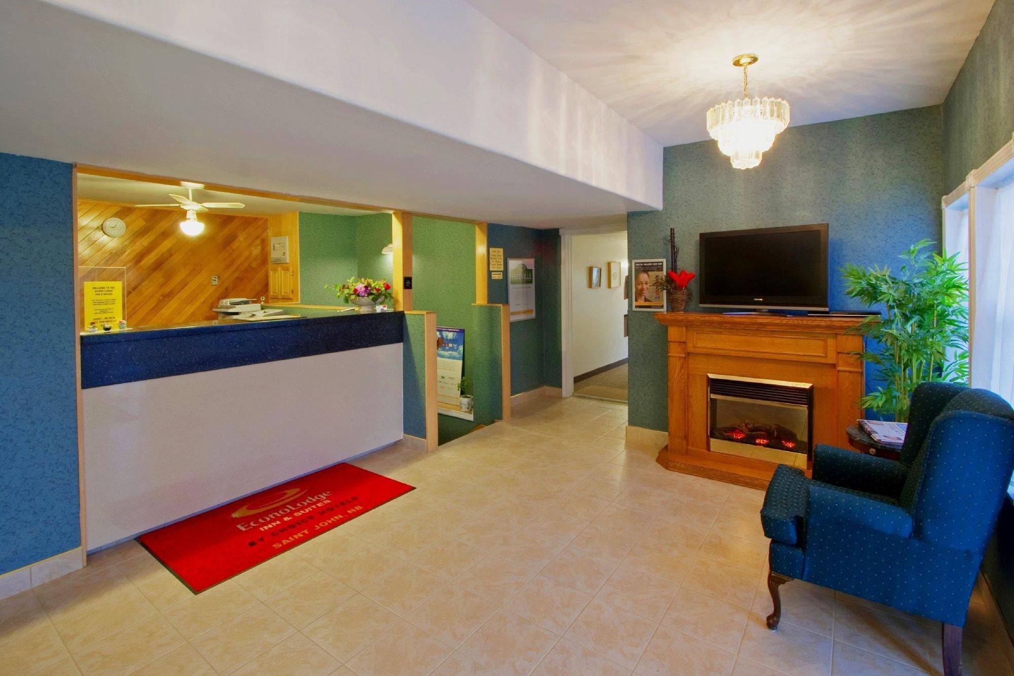 Econo Lodge Inn & Suites Saint John Exterior photo